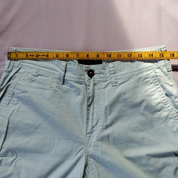 AEO stripped light blue shorts extreme flex classic fit lightweight 30 waist - Picture 5 of 14